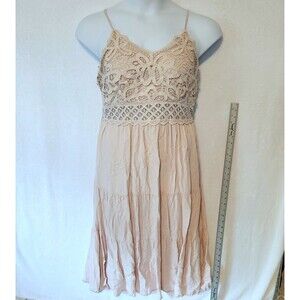 Dokuritu Women's Sz L Pink Beach Crochet Lace Dress